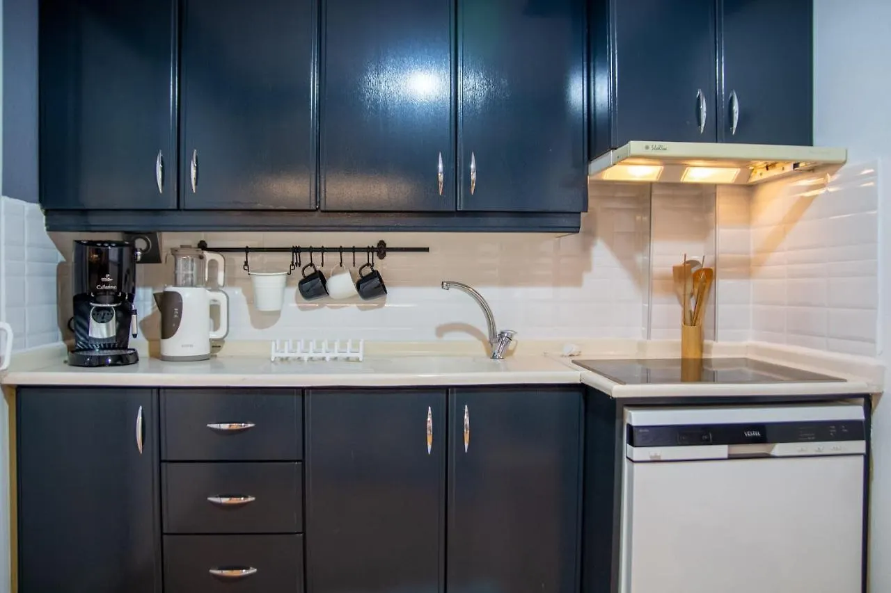 Appartamento Amazing Flat Near The Coast With A Delightful Shared Terrace Close To Public Transportation In Karsiyaka Smirne
